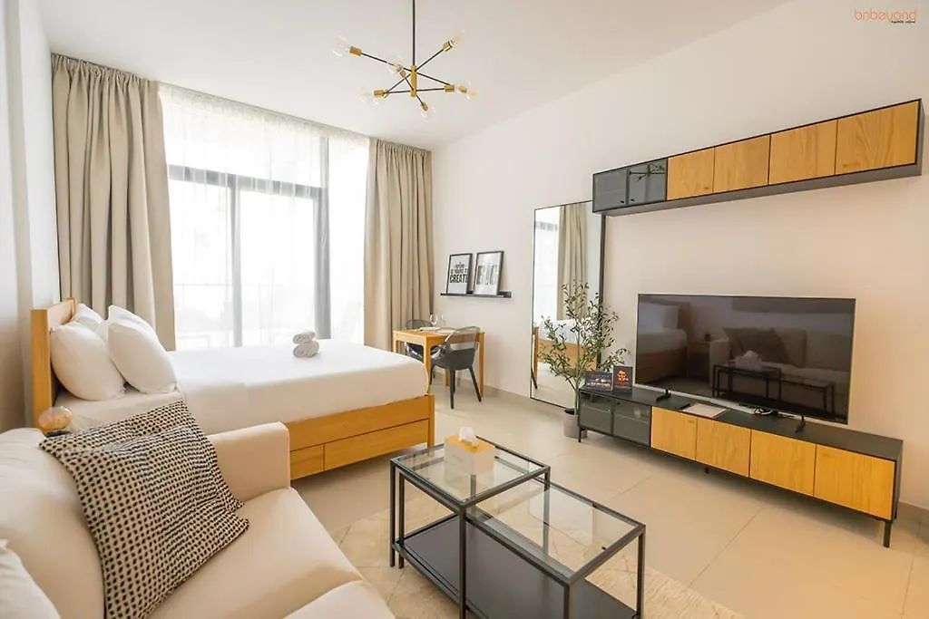 Bnbeyond'S Sassy Studio With Expansive Balcony Dubai