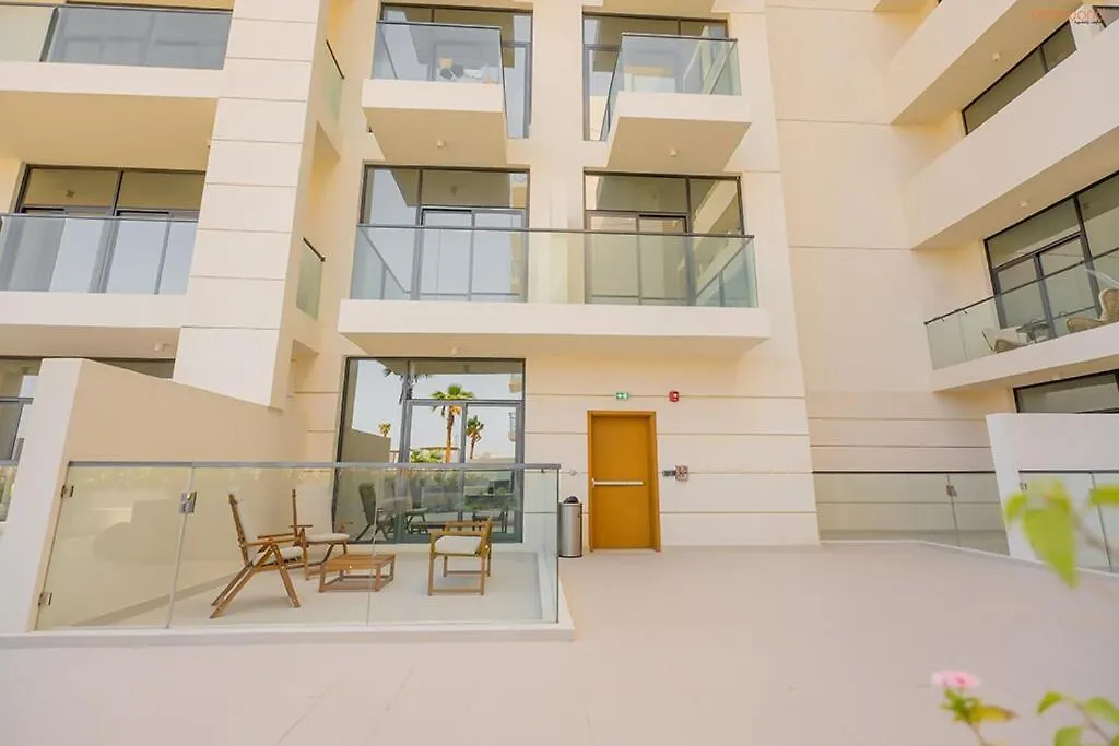 Bnbeyond'S Sassy Studio With Expansive Balcony Dubai Apartment