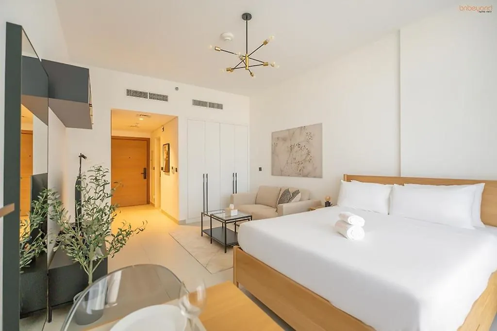 Bnbeyond'S Sassy Studio With Expansive Balcony Dubai
