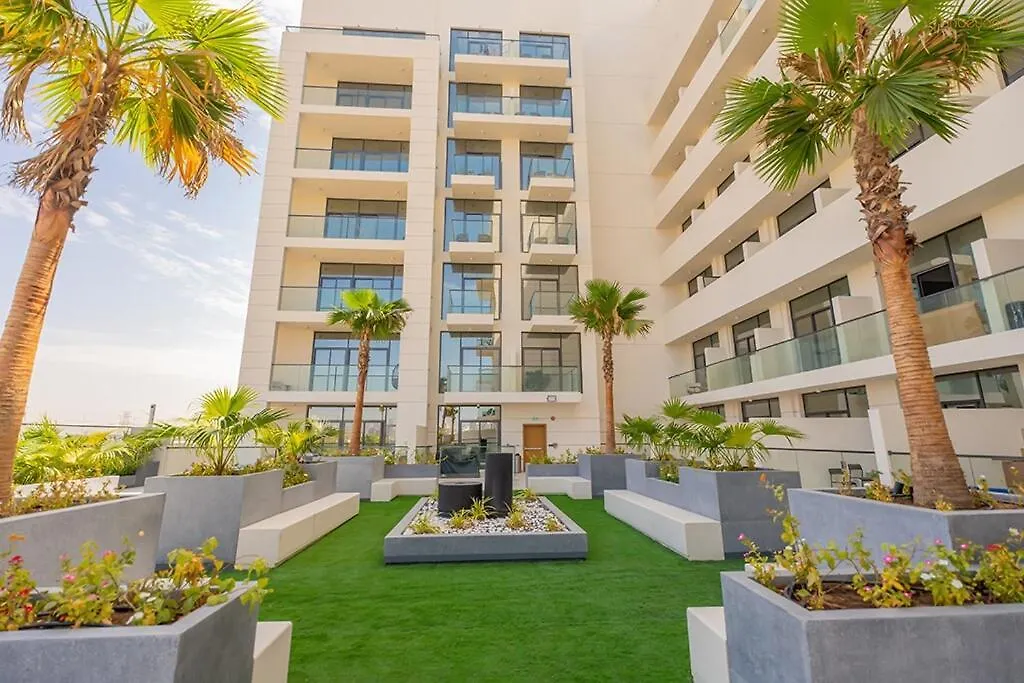Bnbeyond'S Sassy Studio With Expansive Balcony Dubai 0*,  United Arab Emirates