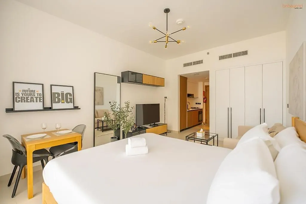 Bnbeyond'S Sassy Studio With Expansive Balcony Dubai 0*,