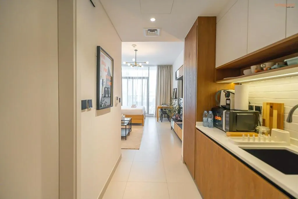 Bnbeyond'S Sassy Studio With Expansive Balcony Dubai
